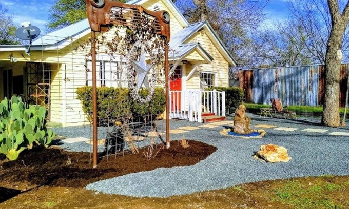 Marble Falls House | Relax at Mellow Yellow Guesthouse with Pool & Breakfast