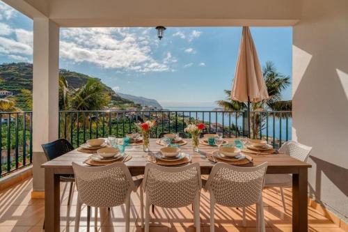 Ponta do Sol Villa | Top-Rated Melro's Place: Family & Pet-Friendly Retreat