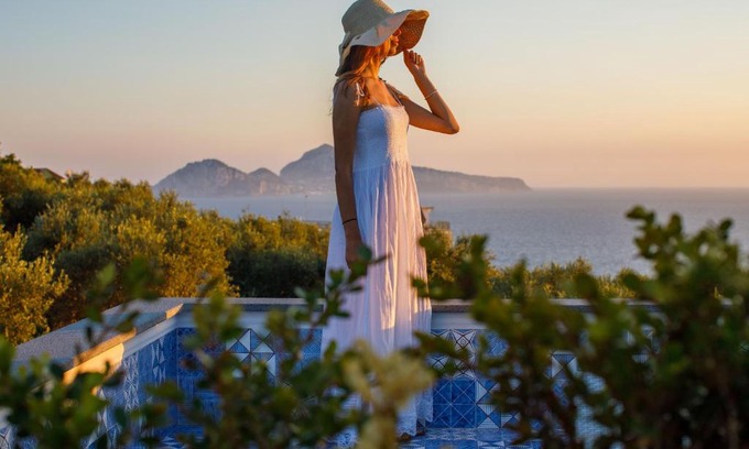 Marina di Puolo House | MelRose Relais: 4-Star Stay with Oceanfront Bliss