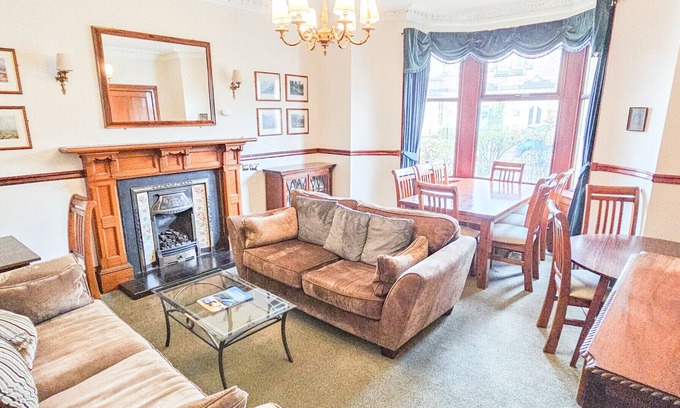 Inverness City Centre House | Melrose Villa Full Property
