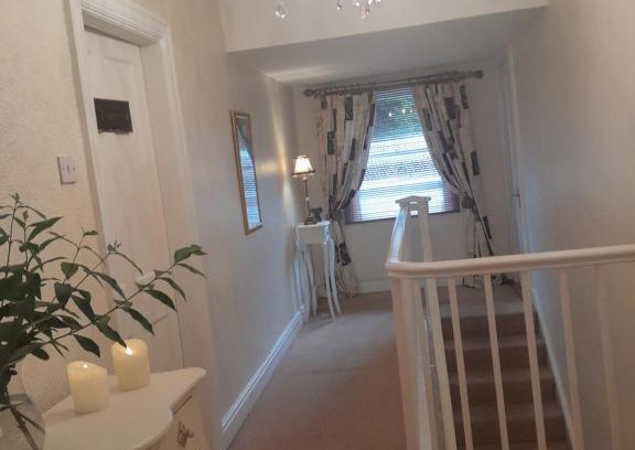 Letterkenny House | Modern Comfort at Mels Accommodation with Kitchen Amenities