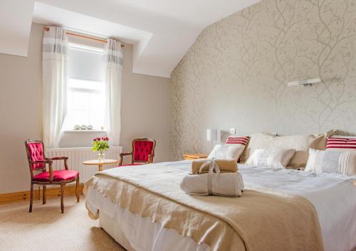 Fermanagh House | Melvin Country House: Pet-Friendly Stay with Top Amenities
