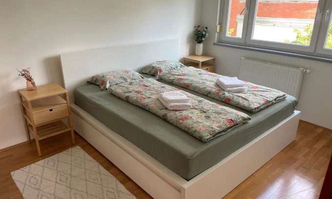 Siska District Apartment | Guest Rated: Mely Rose - Ideal for Family Getaways