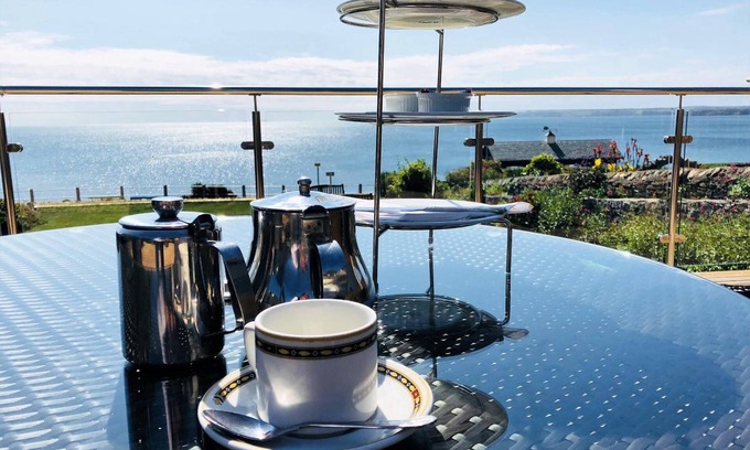 Maenporth Hotel | Discover Membly Hall Hotel: Spa, Pool & Family-Friendly Fun