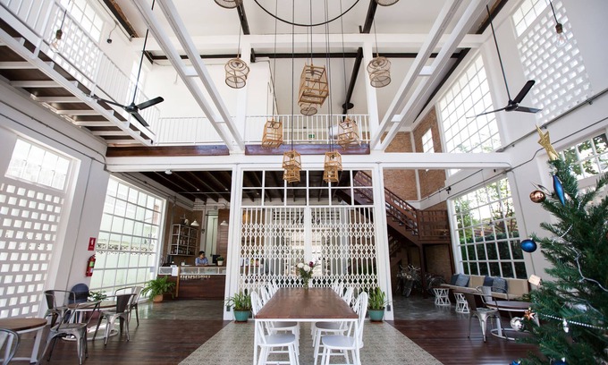 Sop Tui Hostel | Top-Rated Memmoth Hostel in Lampang with Breakfast Included