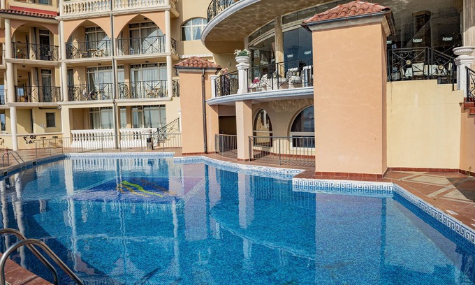 Elenite Apartment | Ocean View One Bedroom Apartment at Menada Atrium
