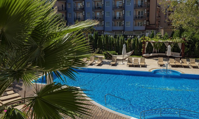 Chaika Apartment | Relaxing Ocean View at MENADA Harmony Suites 2