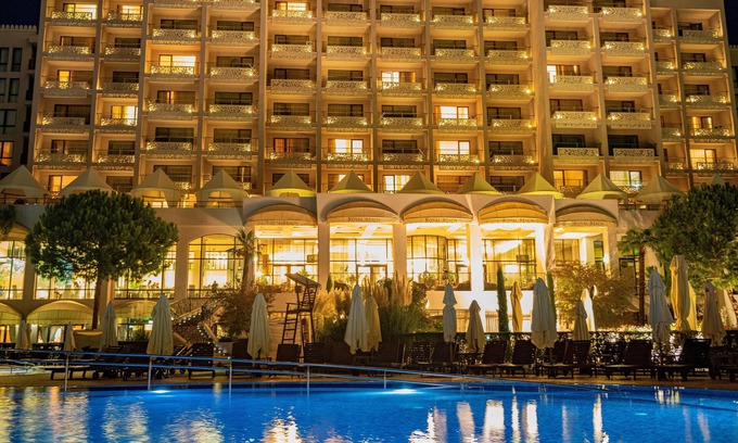 Sunny Beach Apartment | MENADA Royal Beach: Sea View Apartment with Pool & Spa