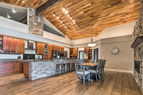 Juneau Apartment | Experience Mendenhall Valley Escape with Child-Friendly Amenities