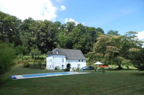Ossas-Suhare House | Kid-Friendly Stays at Mendiondo Gaü Eztia with Pool Access