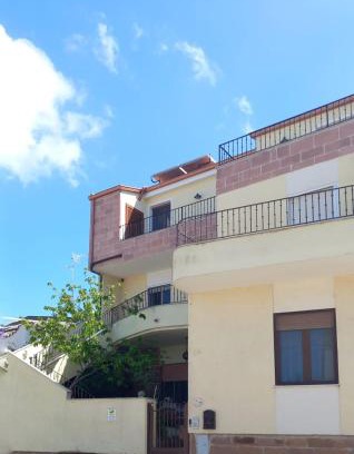 Olmedo House | Menhir