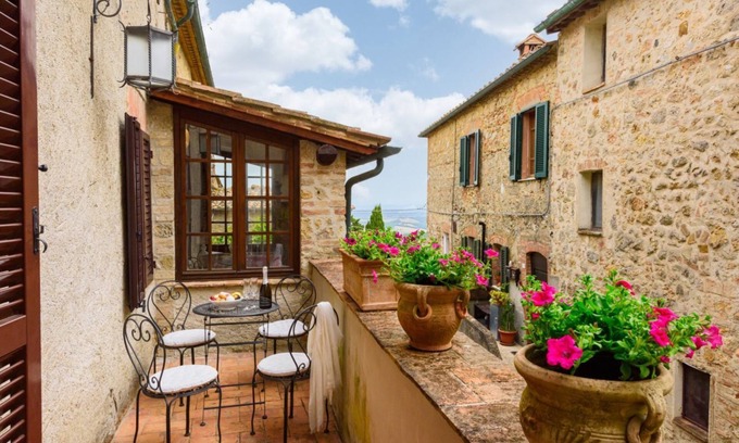 Mensano House | Mensano Suite by MMega