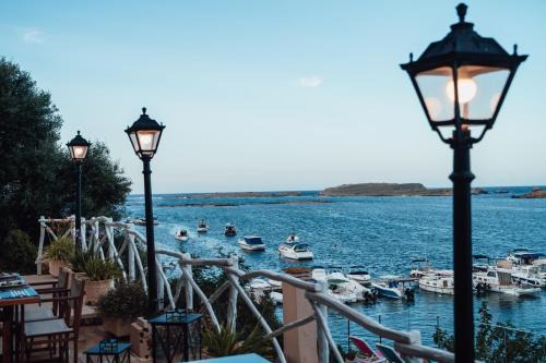 Puerto Luz House | Relaxing Escape at Menurka - Port d'Addaia with Ocean Views