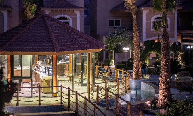 Taif Hotel | Relax at Meral Oasis Resort Taif with Spa and Pool Access