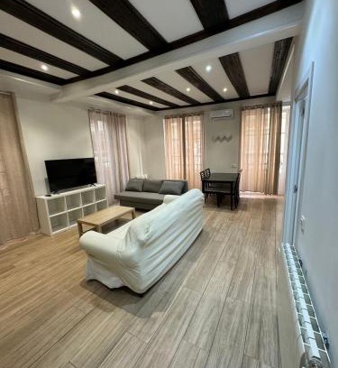 Valencia City Centre Apartment | Pet-Friendly Stay at Calle Rajol near Mercado Central