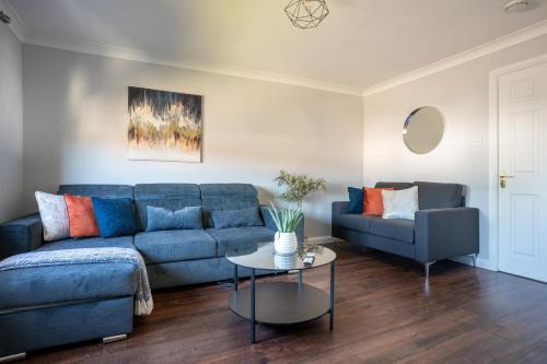 Kincardine Apartment | Mercer Apartment