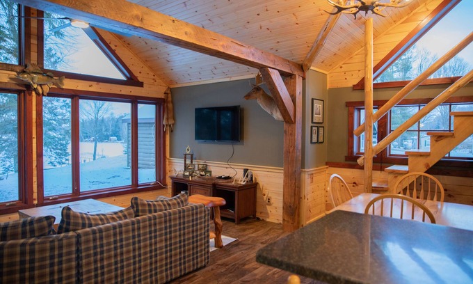 Butternut Cabin | Discover Mercer’s Flambeau Flowage Cabin - Top Rated Stay