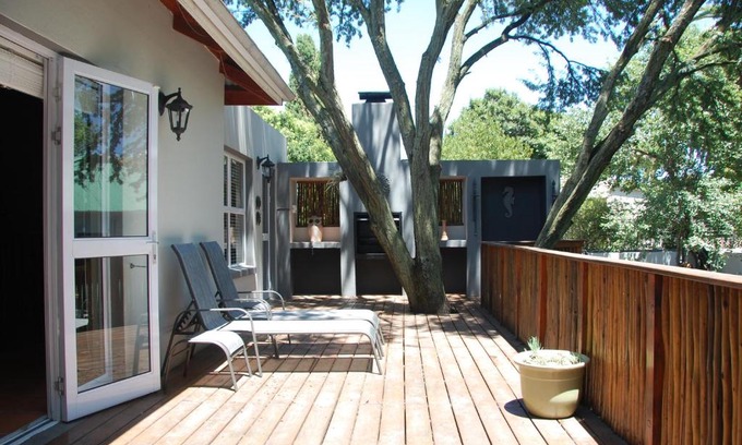 Greater Johannesburg Metropolitan Area Villa | Cozy Stay at Merci ma mère with Kitchen Amenities