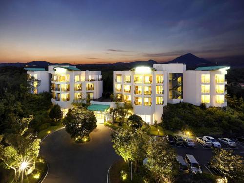 Jungmun Hotel | Experience Oceanfront Bliss at Mercure Ambassador Jeju