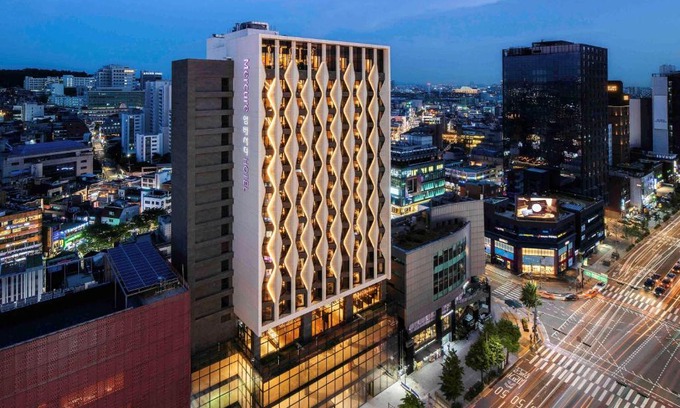 Mapo Hotel | Elegant Mercure Ambassador Seoul Hongdae - 4-Star Retreat