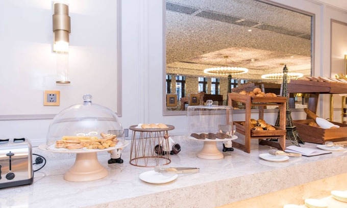 Nanguan Hotel | Explore Mercure Changchun Downtown with Family-Friendly Amenities