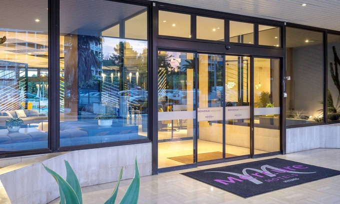 Hyeres City Centre Hotel | Elegant Stay at Mercure Hyeres Centre Côte d'Azur