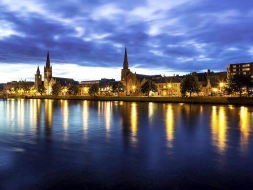Inverness City Centre Hotel | Welcoming Mercure Inverness Hotel: Family-Friendly Comfort