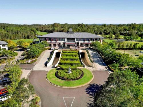Wyong Hotel | Relax at Mercure Kooindah Waters with Oceanfront Views