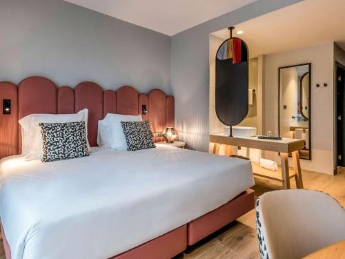 Lugo Hotel | Modern Mercure Lugo Centro: Pet-Friendly 4-Star Retreat