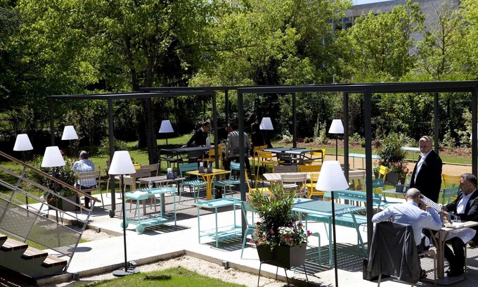 Charbonnieres-les-Bains Hotel | Relax at Mercure Lyon Charbonnieres - 4-Star Comfort Awaits