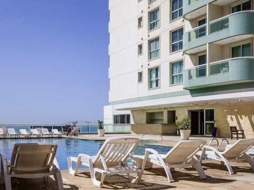 Macae Hotel | Inviting Mercure Macae: Oceanfront Stay with Great Amenities