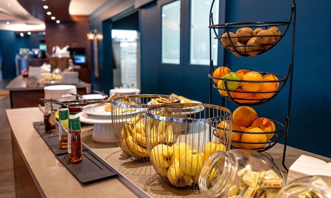 Le Mont-Saint-Michel Hotel | Relaxing Stay at Mercure Mont Saint Michel: 4-Star Comfort