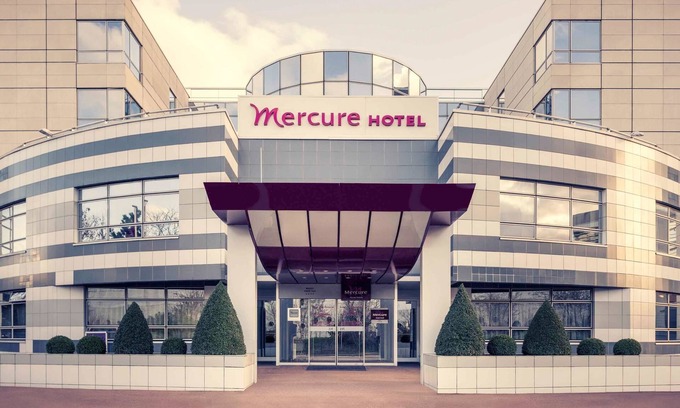 Quartier Atlantis Hotel | Enjoy Your Stay at Mercure Paris Massy Gare TGV Hotel