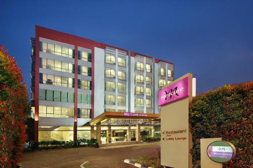 Pontianak Hotel | Discover Mercure Pontianak City Center with Pool & Breakfast