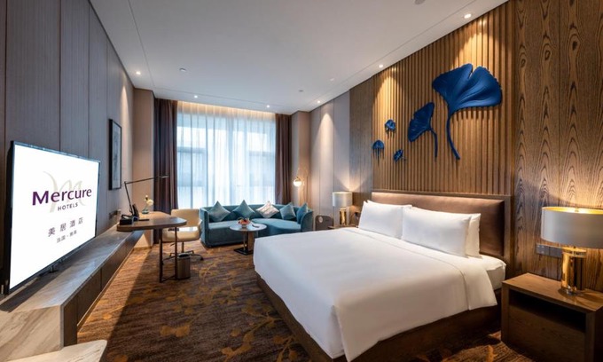 Wuqing Qu Hotel | Welcoming Mercure Tianjin Wuqing: Family-Friendly & Accessible