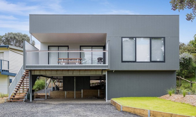 Venus Bay House | Beachfront Retreat at Mercury Bay - Family-Friendly Escape