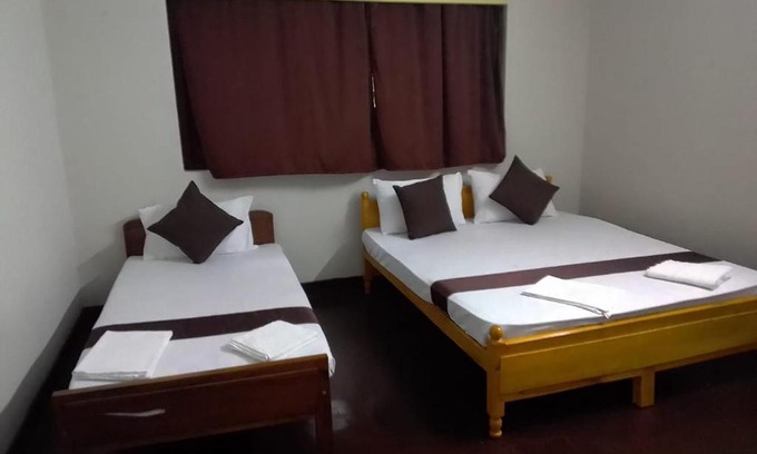 Borella Apartment | Family-Friendly Retreat at MercuryFM 104 House Colombo