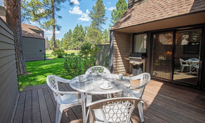 Overlook Park House | Pet-Friendly Meredith Lodging Near SHARC with A/C