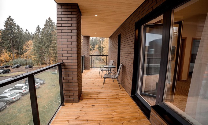 Narva-Joesuu Hotel | Top-Rated Merepargi ApartHotel & Cafe with Pool and Spa