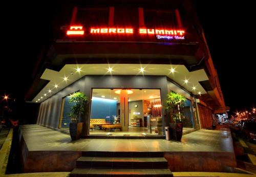 Teluk Intan Hotel | Family-Friendly Stay at Merge Summit by Secoms Hotel