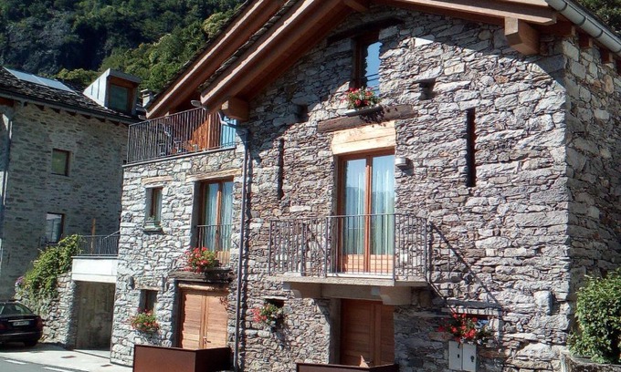 Piuro House | Oceanfront Merian Hotel - Rated 9.3/10, Family-Friendly Stay