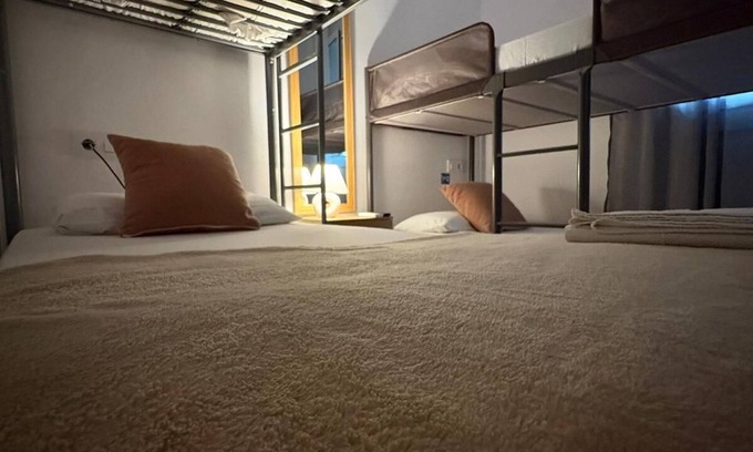 Navas Apartment | Meridian Rooms