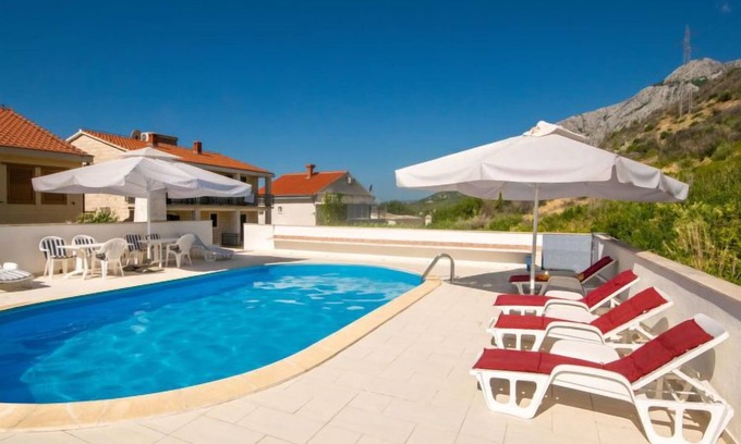 Stankovici Apartment | Unforgettable Stay at Meridiana by Interhome - 10/10 Rating