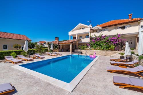 Sveti Filip i Jakov Apartment | Inviting Merita Apartments with Pool and Ocean View