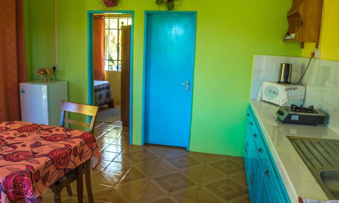 Coromandel House | Merlin Guest House: Rated 9/10 with Ocean Views