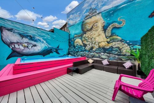 Siesta Key Village House | Beachside Paradise: Mermaid-Shark 6BR House with Pool & Hot Tub