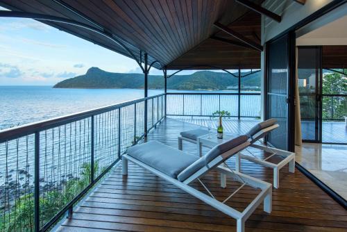 Hamilton Island House | Escape to Mermaids Reach on Hamilton Island with Ocean Views