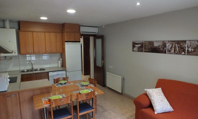 L'Ametlla de Merola Apartment | Family-Friendly Merola Hotel with Exceptional 9.4/10 Rating