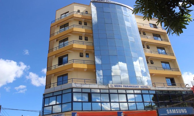 Meru Hotel | Budget-Friendly Meru Paramount Hotel with Breakfast Included