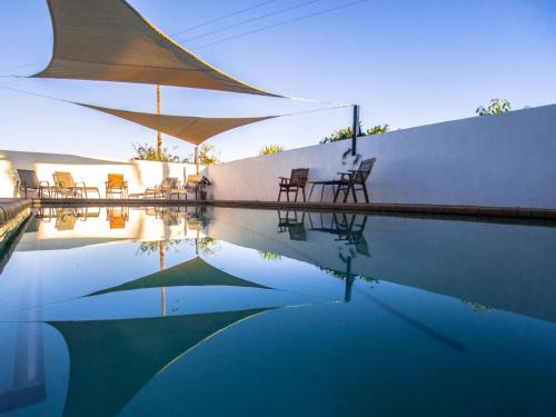 Bonnievale Bed & Breakfast | Merwenstein: Oceanfront Guest House with Private Pool